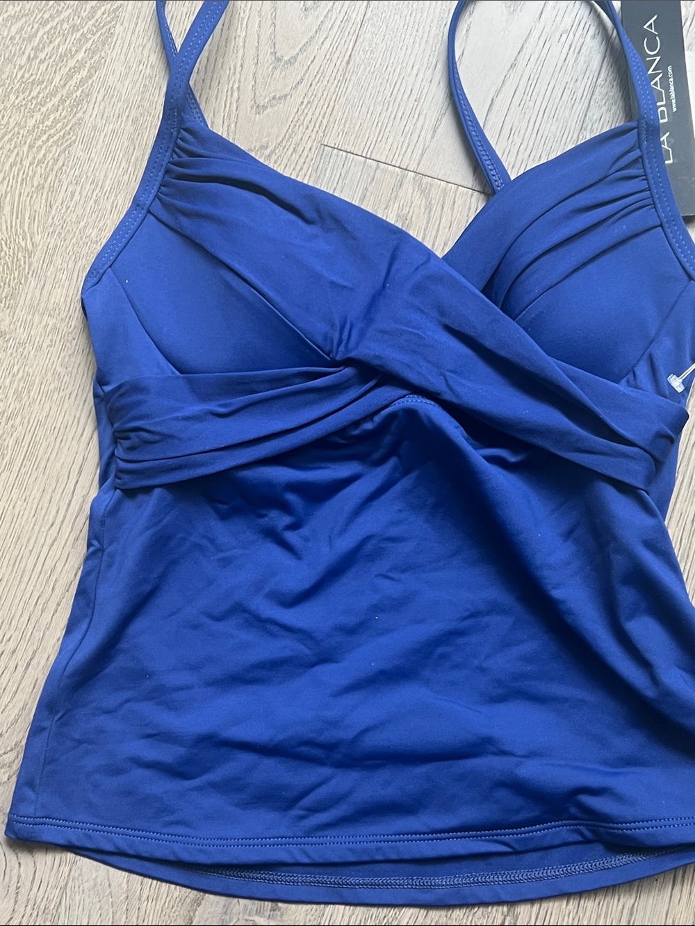 NWT  La Blanca Deep Blue criss cross  padded bra underwire tankini size 4